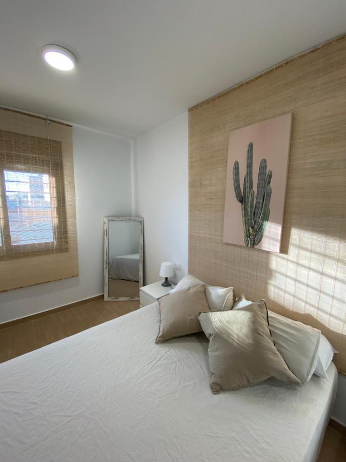 Central Apartment With Parking By Wayra Tarifa Exteriör bild